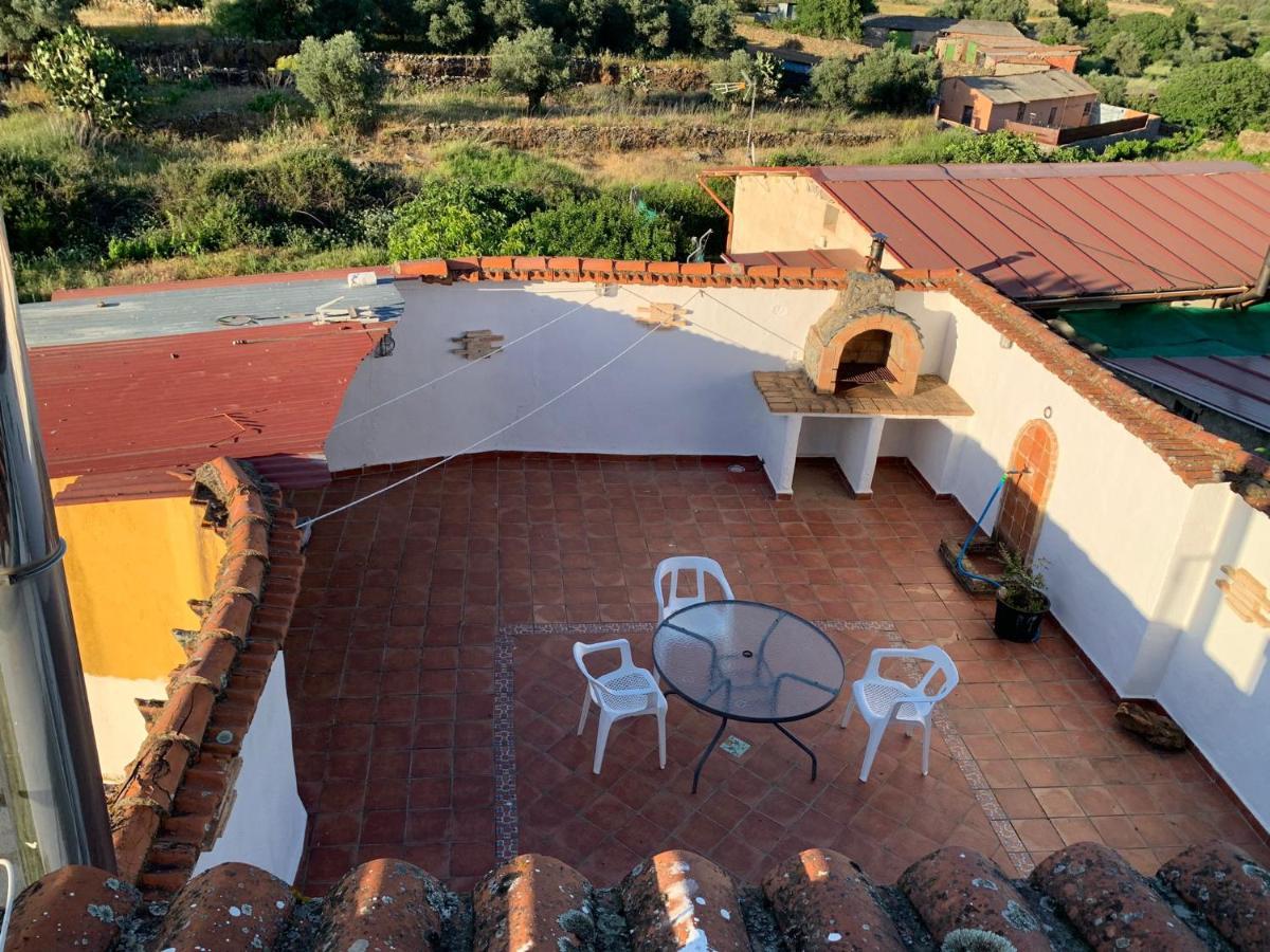 Apartamento Turistico El Esquilon Calzadilla Exteriör bild
