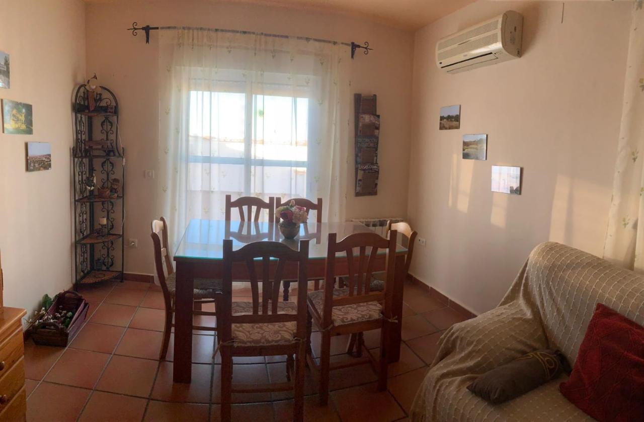 Apartamento Turistico El Esquilon Calzadilla Exteriör bild